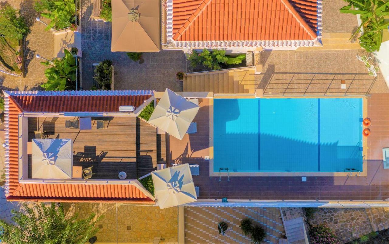 Vereniki Apartments Finikounta Ngoại thất bức ảnh